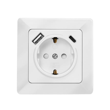 Uticnica sa USB-A i USB-C ulazom